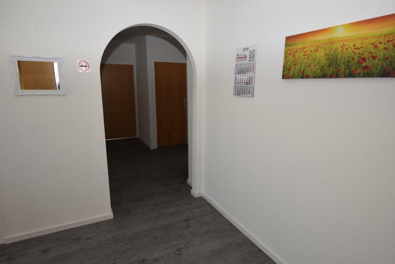 Monteurzimmer Messe Airport Wolfschlugen Eksteriør billede